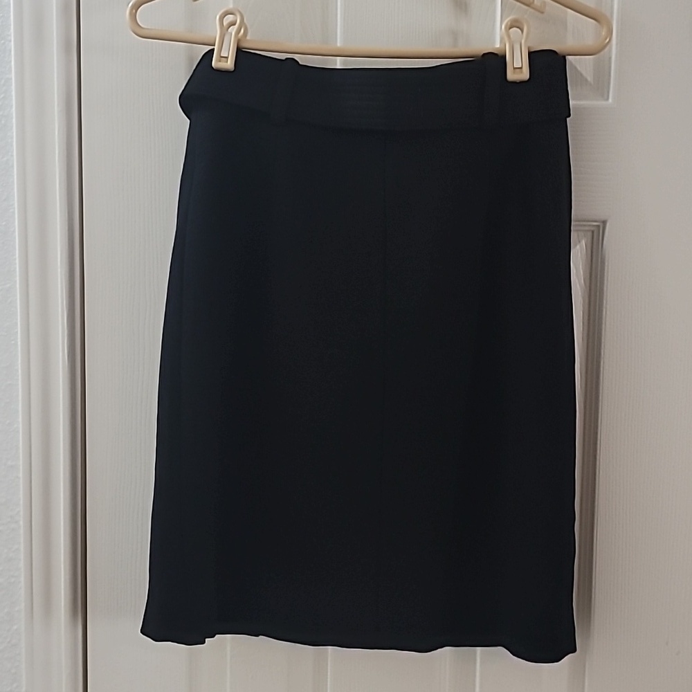 Vintage Lillie Rubin Black Pencil Skirt with Gold Buckle Sz 4 - Picture 4 of 9